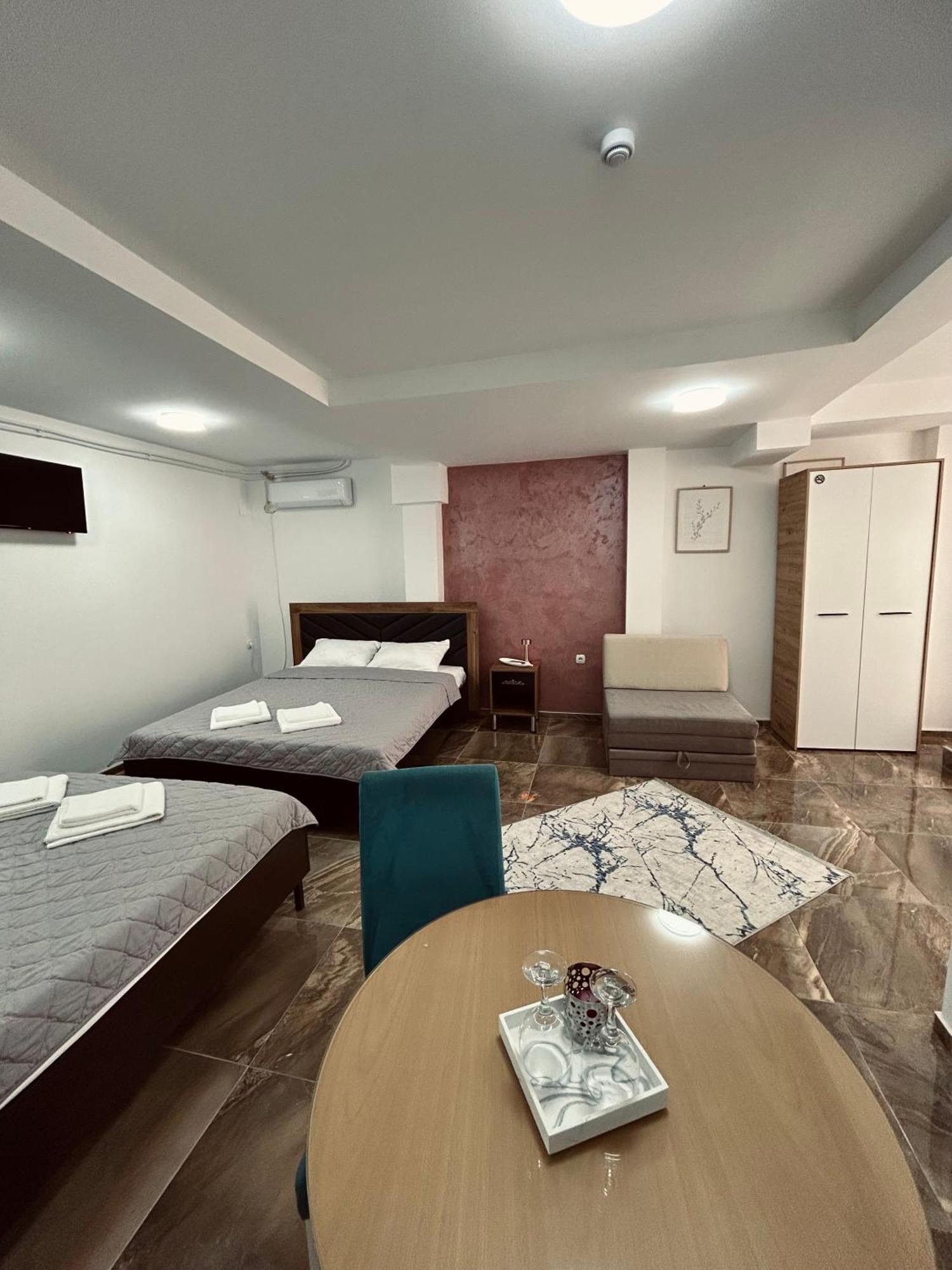 Greenhill Apartments Kumanovo Room photo