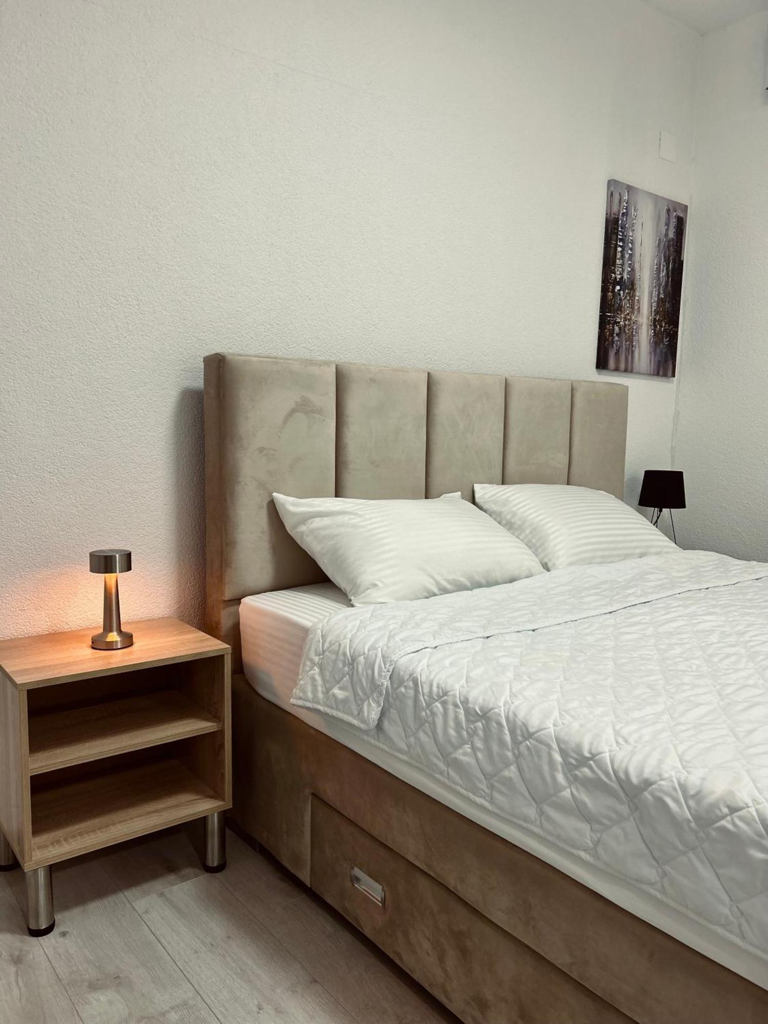 Greenhill Apartments Kumanovo Room photo